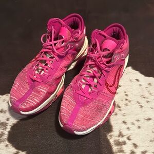 Nike GT jump basketball shoes PINK